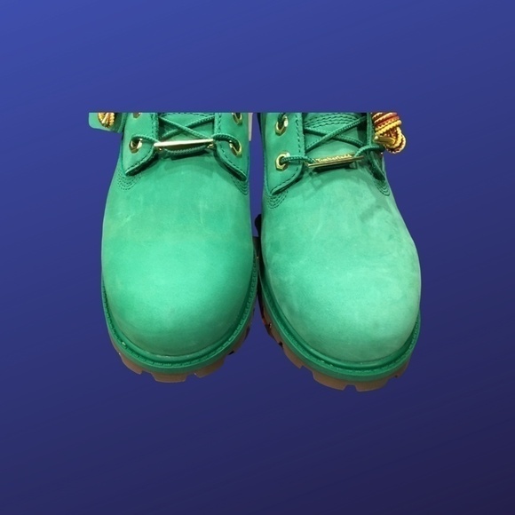 Timberland Boots NWT Limited Edition KELLY GREEN Women’s 8.5/Juniors 7/E… - Picture 2 of 7